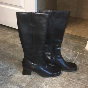 Size 7 Naturalizer Black Leather Mid Calf Boots
